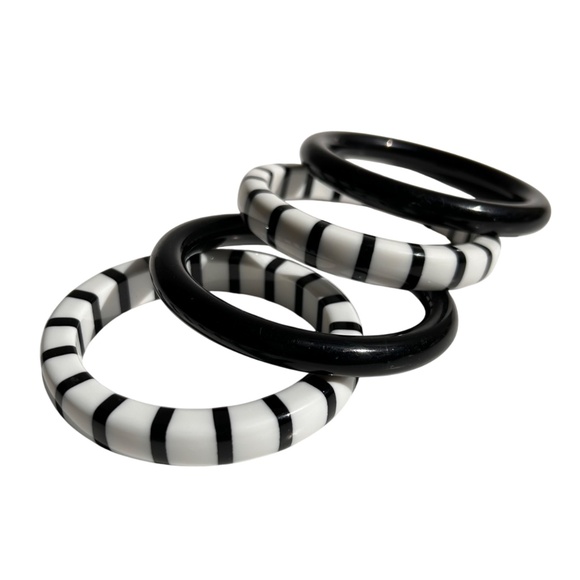 Stack of 4 Vintage Lucite Bangle Bracelets Stripes & Solid - Picture 8 of 12